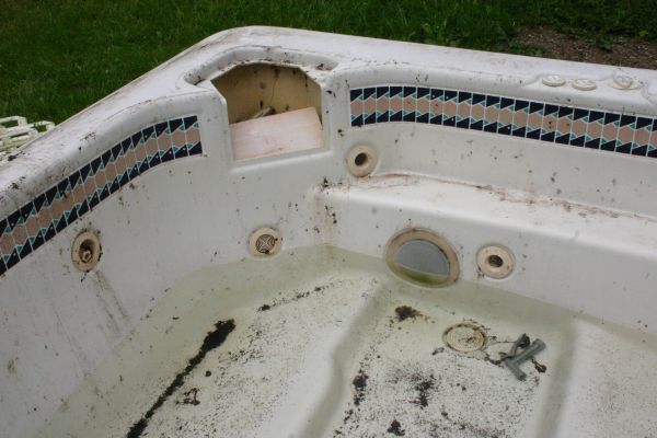 Spa Removal Service in Falls Church