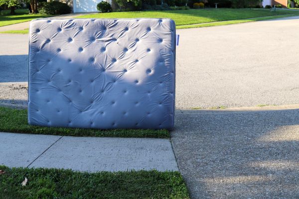 Mattress Removal Service in Falls Church